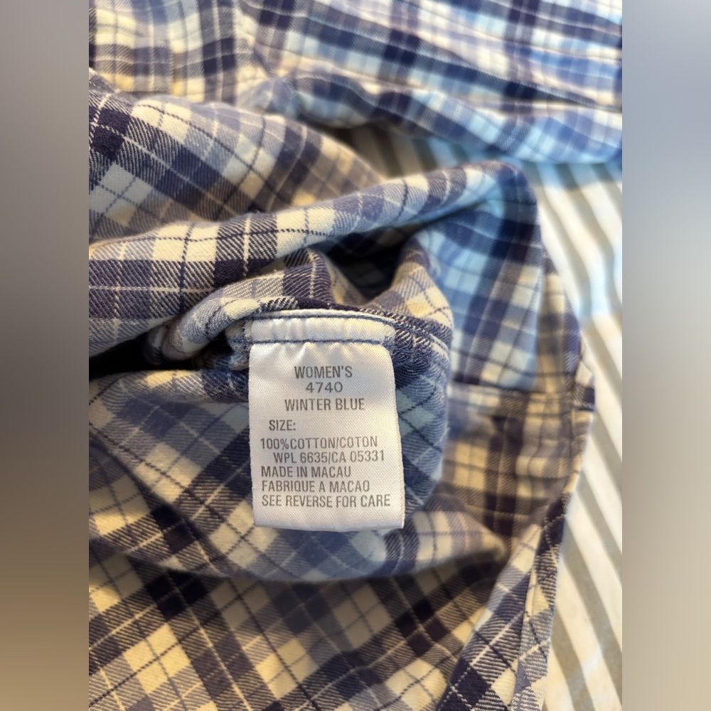 Woolrich button down top - Picture 6 of 9